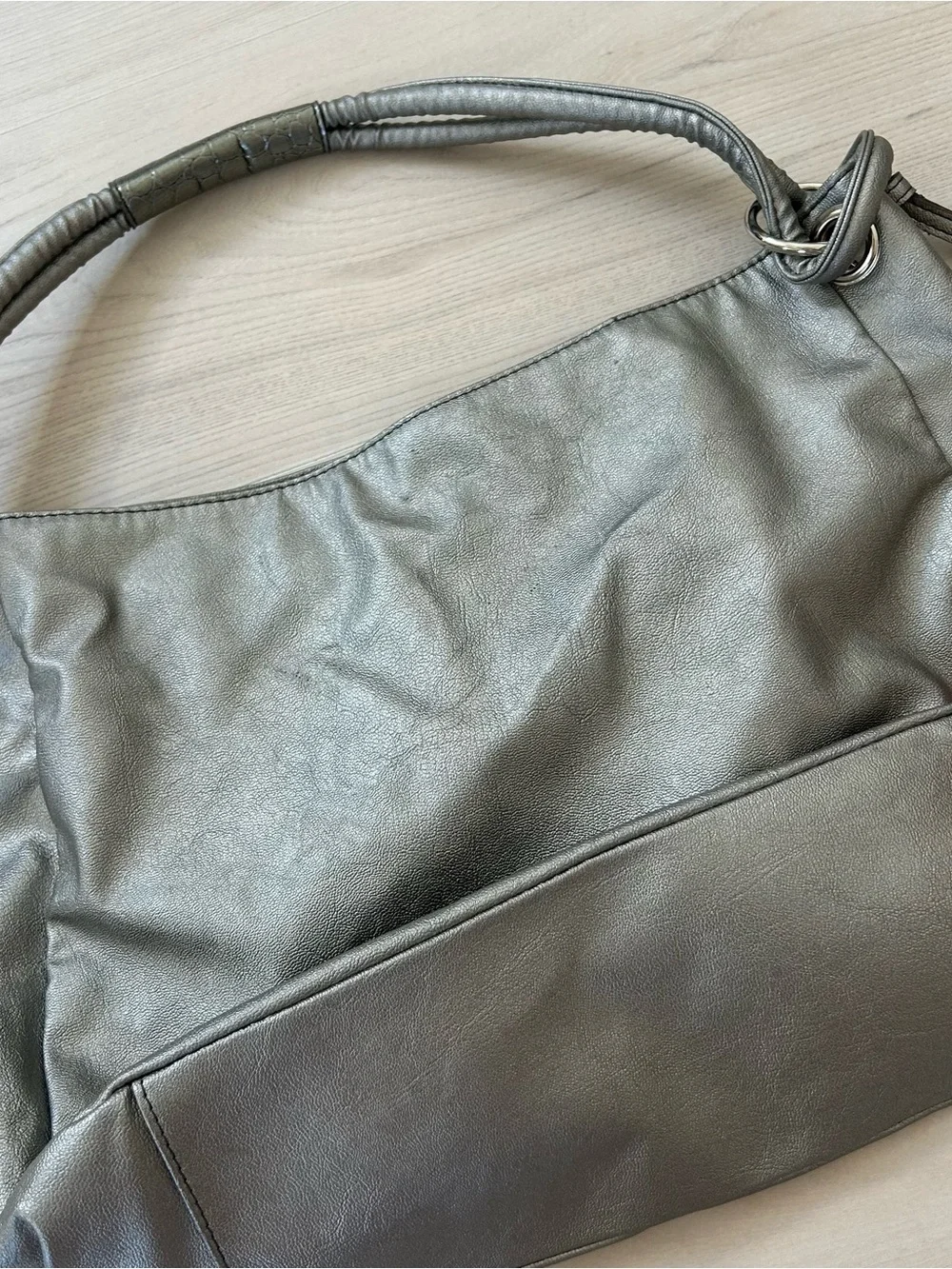 silver xoxo shoulder bag